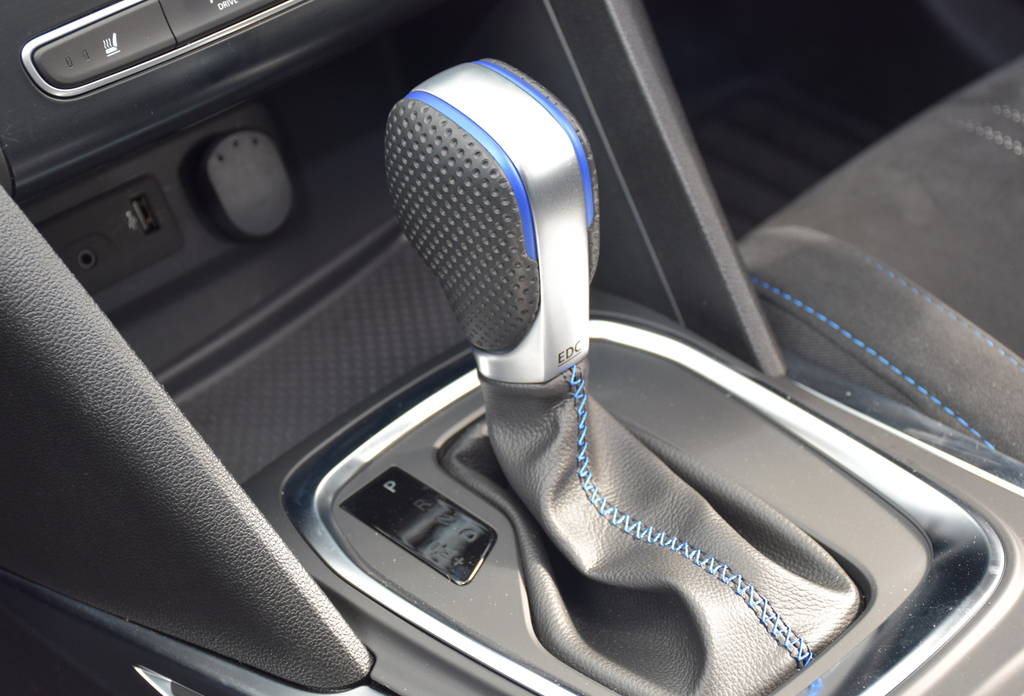 トランスミッションは湿式の７速ＥＤＣを搭載