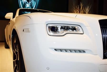 「ドーン」のＬＥＤヘッドランプ（ブラック・バッジモデル）