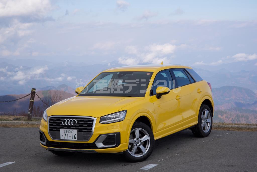 標高２０００メートルの美ヶ原高原にて。アウディ・Ｑ２