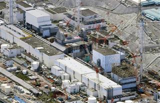 東京電力福島第１原発。右手前から１、２、３、４号機