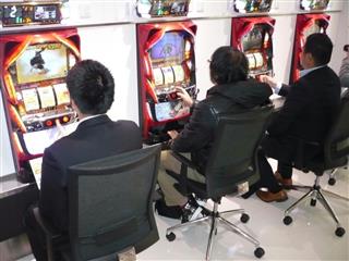 RTとARTによる新感覚のゲーム性を採用した RTとARTによる新感覚のゲーム性を採用した