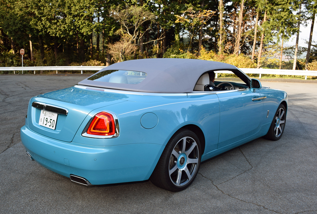 約２０秒でルーフを閉じることができる