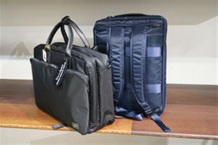 昨年11月の吉田カバン展示会で発表された新商品のリュック（編集部撮影）