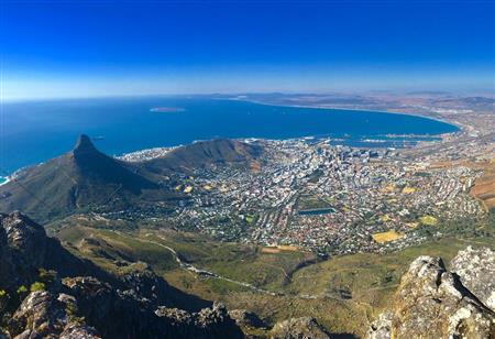 南アフリカ、ケープタウンにて。テーブルマウンテンの上から