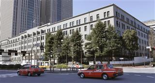 財務省＝１２日午前、東京・霞が関