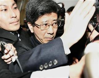 佐川宣寿元国税庁長官＝９日夜、財務省