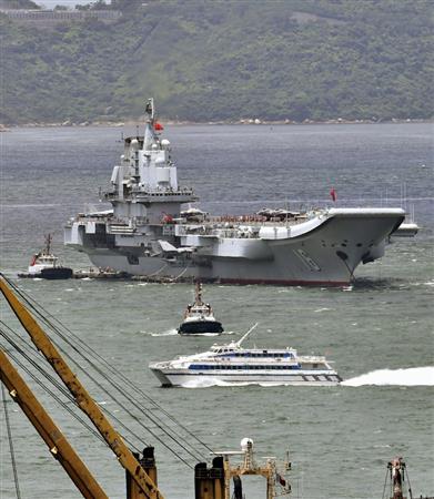 中国空母「遼寧」が台湾南東沖で対抗演習　国防省発表