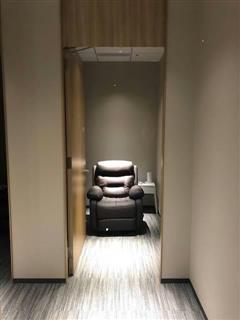 三菱地所が仮眠効果の実証実験に用いる新本社の仮眠室（三菱地所提供）