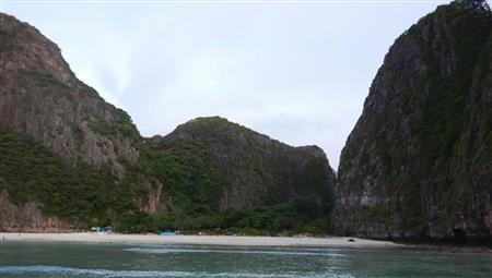 タイ当局の指示で閉鎖され、観光客が去り人気のなくなったマヤ湾（ＡＰ）