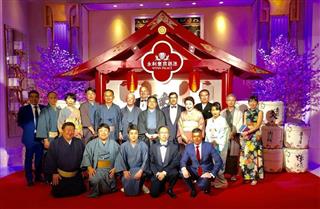 ウィン・パレスで開かれたIWCのSAKEイベントに参加した蔵元ら関係者=1日、マカオ ウィン・パレスで開かれたIWCのSAKEイベントに参加した蔵元ら関係者=1日、マカオ