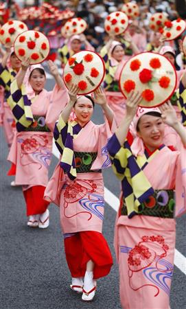 動画でお届け ヤッショ マカショ 山形花笠まつりが開幕 Sankeibiz サンケイビズ