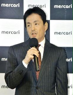 決算について説明するメルカリの山田進太郎CEO=9日午後、東京都港区 決算について説明するメルカリの山田進太郎CEO=9日午後、東京都港区