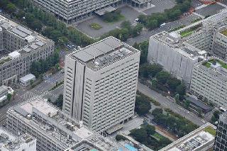 経済産業省＝東京都千代田区（本社チャーターヘリから、納冨康撮影）