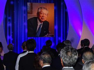 東京都内のホテルで開かれた樫尾和雄氏のお別れの会 東京都内のホテルで開かれた樫尾和雄氏のお別れの会