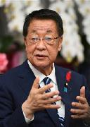 インタビューに答える吉川貴盛農水相＝３日午後、東京都千代田区（宮川浩和撮影）