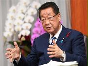 インタビューに答える吉川貴盛農水相＝３日午後、東京都千代田区（宮川浩和撮影）