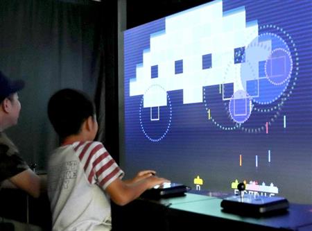 梅田に誕生した専門店「スペースインベーダールーム」＝大阪市北区（彦野公太朗撮影）