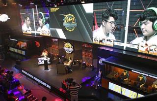 ソウル市江南で開かれたｅスポーツの大会＝８月３１日（共同）