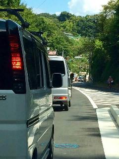 休日の鎌倉市内は常に渋滞が起きている状況だ