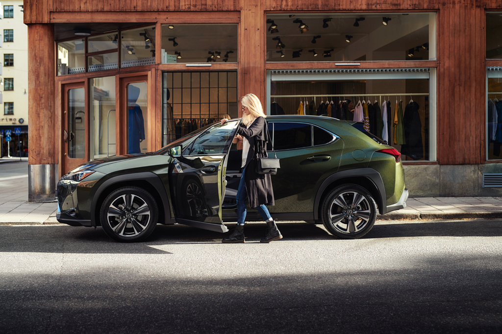 レクサス「ＵＸ」