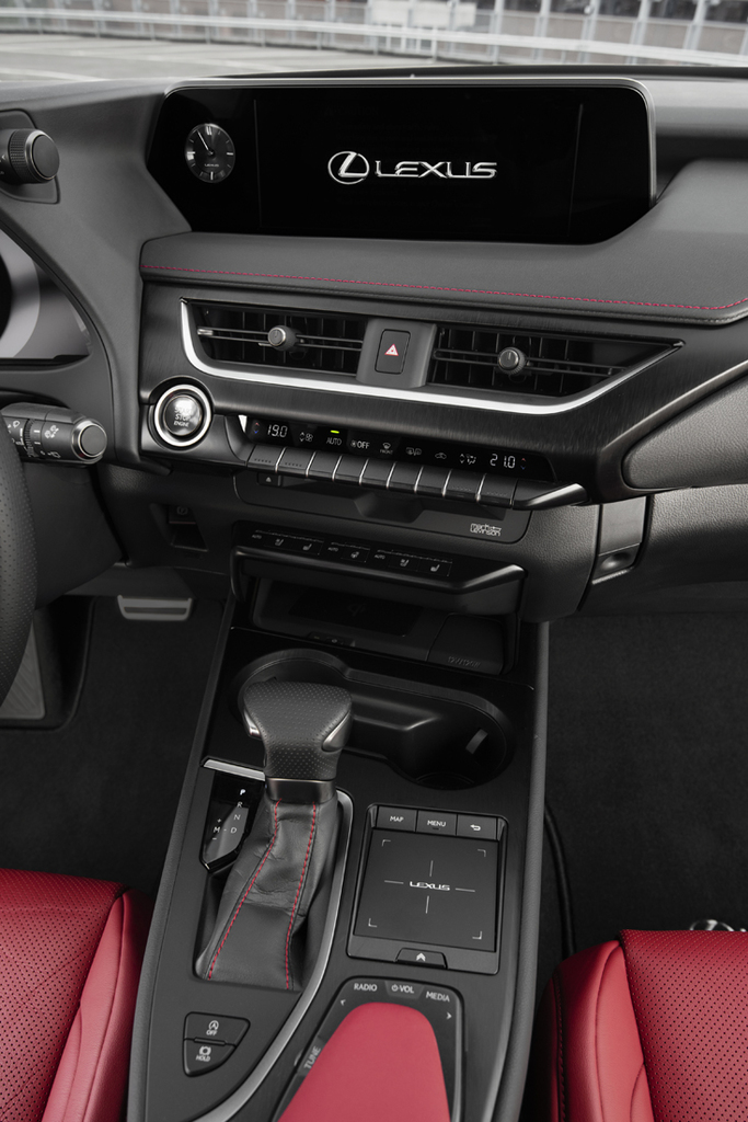 レクサス「ＵＸ」のセンターコンソール
