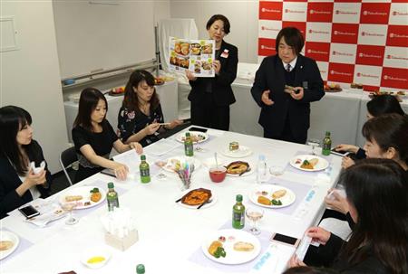 百貨店 お歳暮 商戦本格化 高島屋 初のｏｌ対象試食会 Sankeibiz サンケイビズ