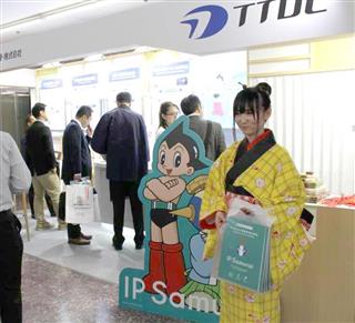 初出展したトヨタテクニカルディベロップメント（ＴＴＤＣ）のブース