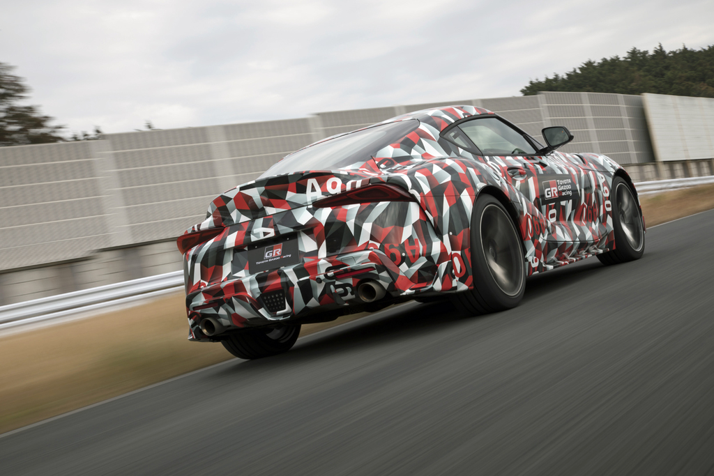 トヨタ・スープラ