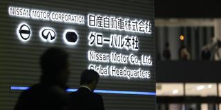 カルロス・ゴーン被告が特別背任容疑で再逮捕された=20日、横浜市の日産自動車グローバル本社(撮影・矢島康弘) カルロス・ゴーン被告が特別背任容疑で再逮捕された=20日、横浜市の日産自動車グローバル本社(撮影・矢島康弘)