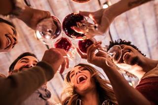 不参加で○○のチャンスを逃がす　会社の飲み会に参加するべき３つの理由