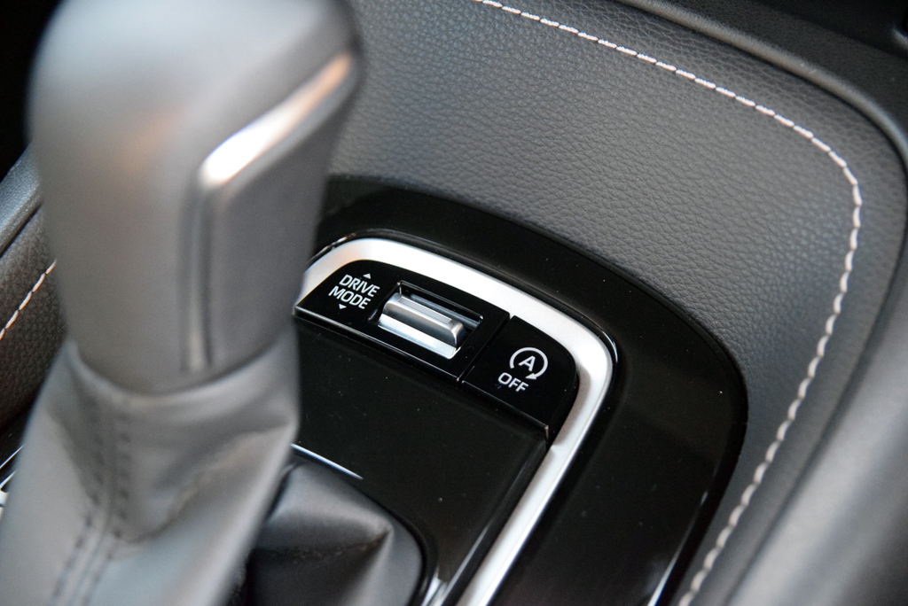 ドライブモードの切り替えスイッチ