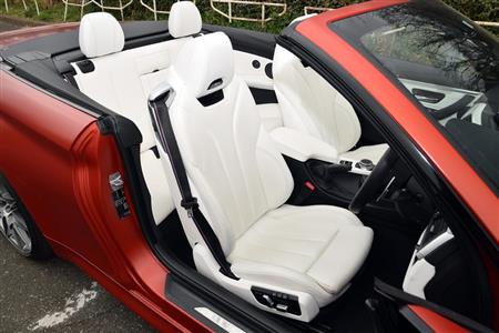 ＢＭＷが日本市場に初めて導入したオープントップモデル「Ｍ４カブリオレ」