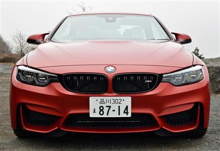 精悍な顔つき。デイライトを点灯させるとこれまたカッコいい