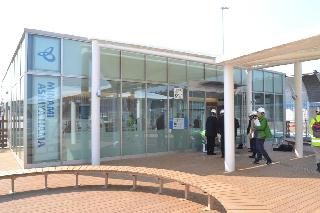 兵庫県内の湾岸線で初のＰＡとなる南芦屋浜ＰＡ＝１５日午後、芦屋市陽光町（中川三緒撮影）