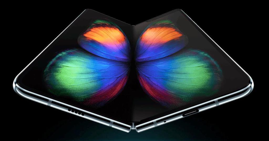 サムスン「ギャラクシー・フォールド」画面を内側にして折りたたむようになっている