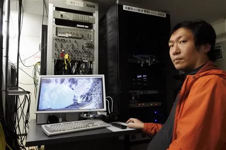 中岳火口の監視カメラの映像を分析する火口監視・観測システム