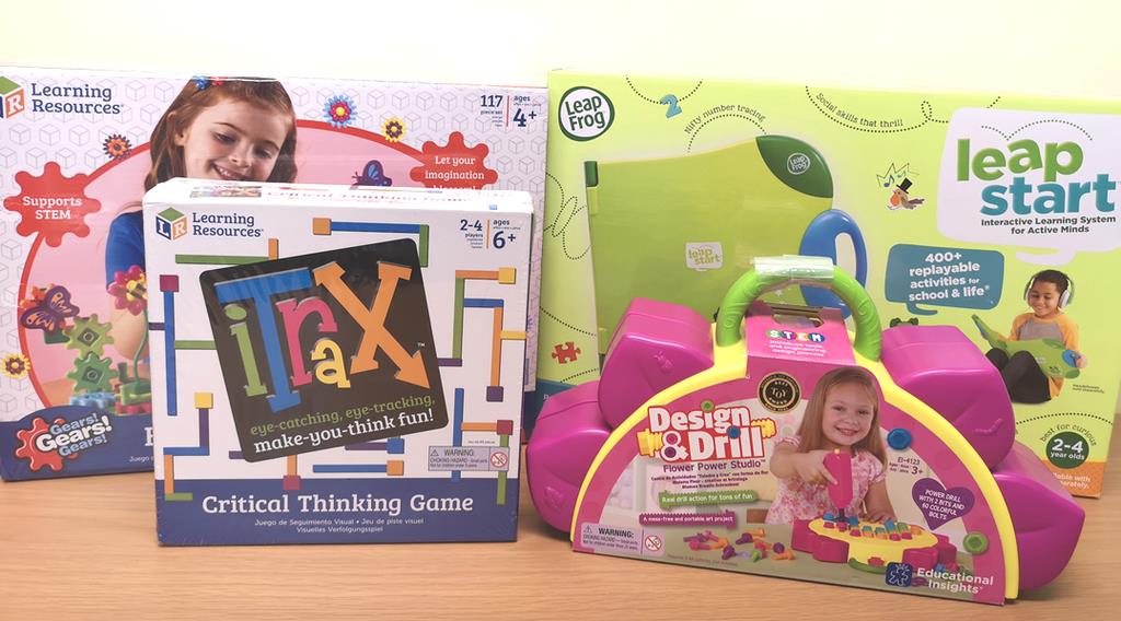 ４歳以上のお子さんには、海外の上質な知育玩具もレンタル。理科や算数、英語の学習にも活用できる