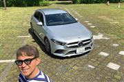 メルセデス・ベンツＡクラスと木下隆之さん