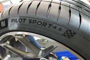 ミシュランの「パイロットスポーツ4S」