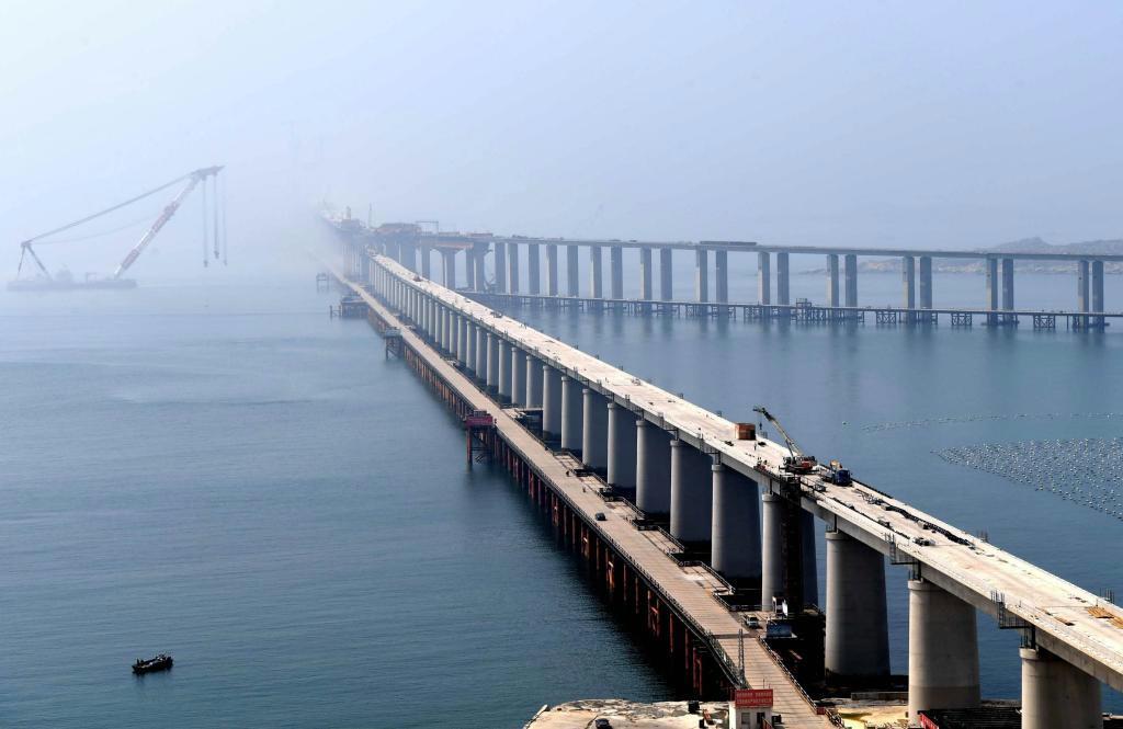 福建省、道路・鉄道両用の橋を建設