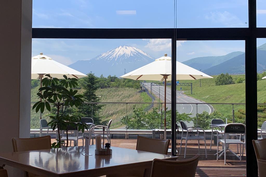 富士スピードウェイの敷地内にあるレクサスカレッジからの眺め