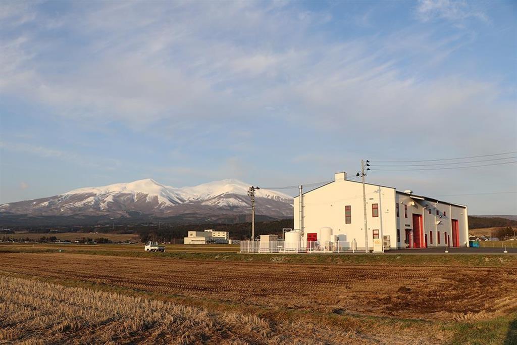 遊佐町には吹浦(ふくら)漁港の岩牡蠣など、世界に通じるポテンシャルを秘めた地域資源が多数。将来的にはそれらとのペアリングも視野に入れている