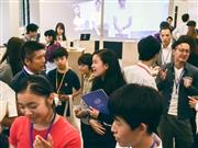 6月15日に開催された第1回「Manai Cafe」の様子。当日は雨にもかかわらず60名以上の参加者で賑わった（マナイ提供）