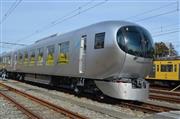 西武鉄道の新型特急列車「ラビュー」