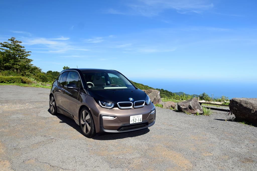 箱根のターンパイクで休憩