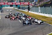 スーパーフォーミュラのレースの様子。1つでも順位を上げるために完璧なスタートダッシュが求められる
