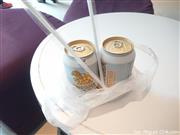 タイのコンビニで缶ビールを買うとつけてくれるプラスチックストロー