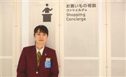 西武池袋本店でコンシェルジュを務める加瀬紗絵さん