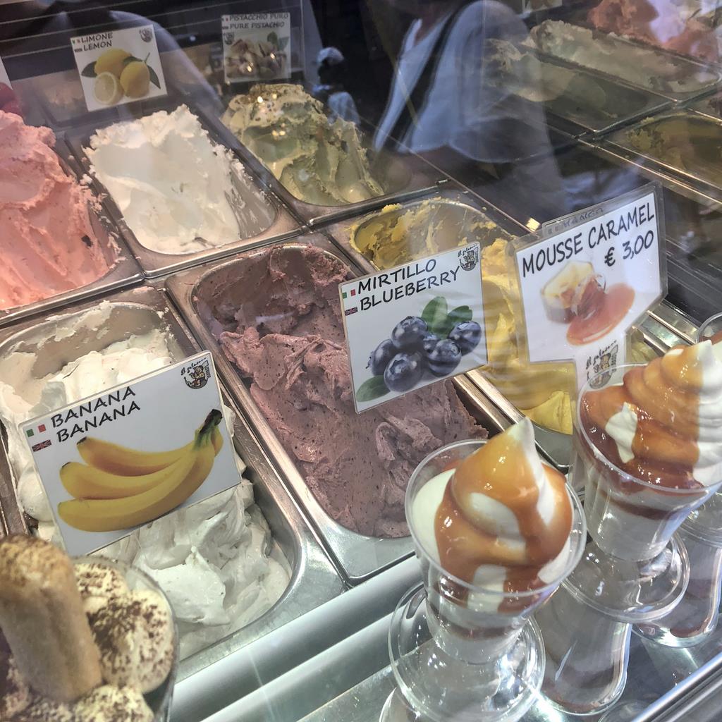 イタリアの水の都ベネチア。アイスはイタリアンジェラートが一番好きで、イタリアに飛んだ時はピスタチオとイチゴしか食べません　提供：執筆者