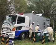 福祉施設に設置した発電機車。燃料切れにならないよう絶えず注意を払う必要があった＝９月１４日、千葉県袖ケ浦市（北陸電力提供）